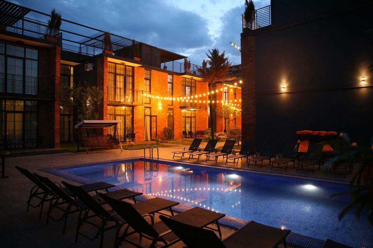 Citron Cottages บาทูมิ ภายนอก รูปภาพ