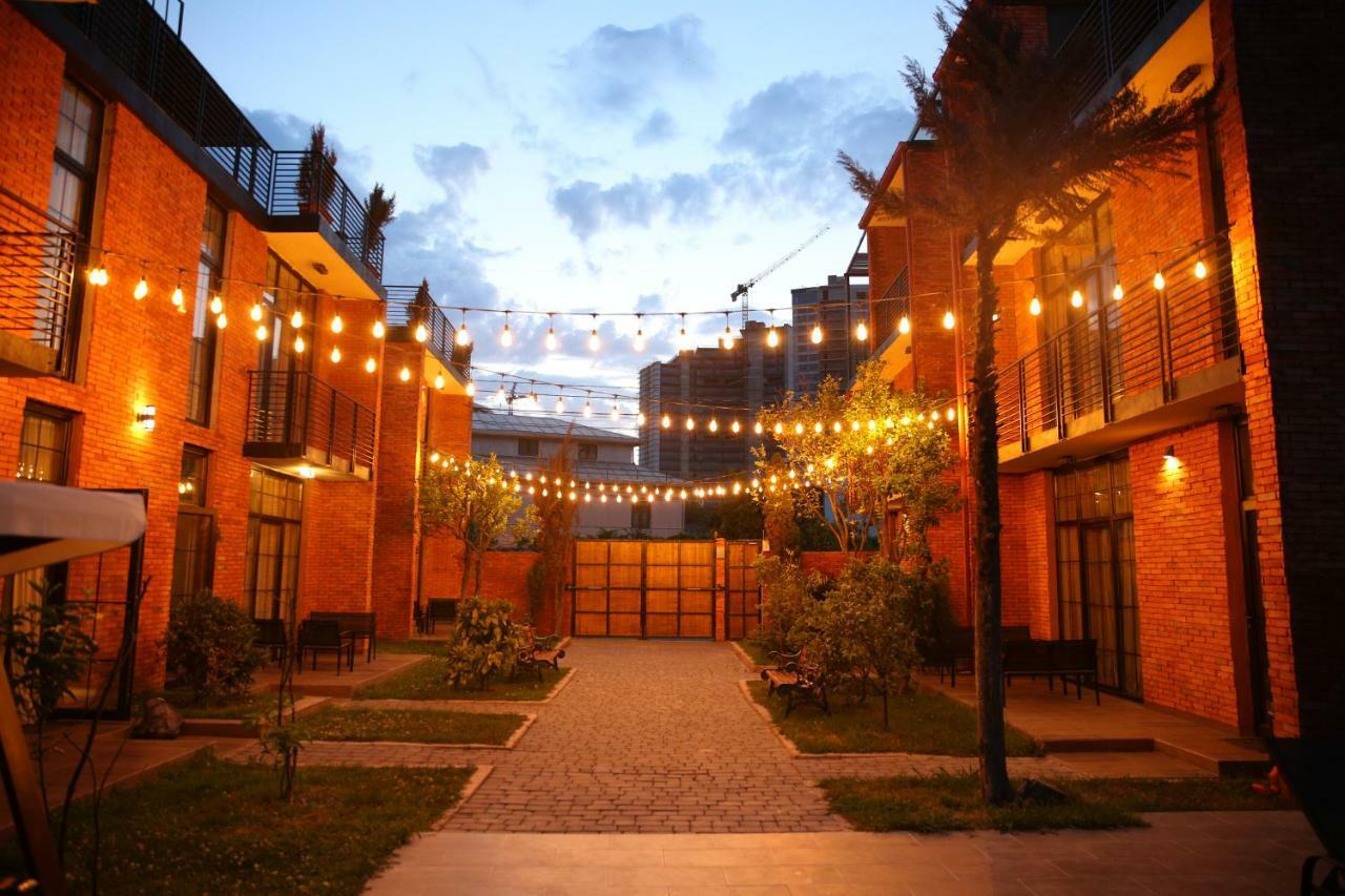 Citron Cottages บาทูมิ ภายนอก รูปภาพ