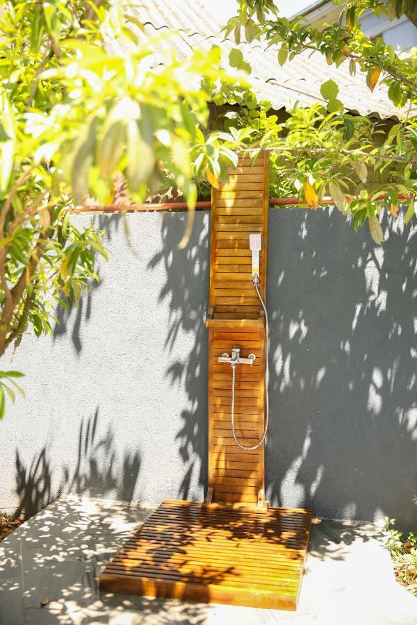 Citron Cottages บาทูมิ ภายนอก รูปภาพ