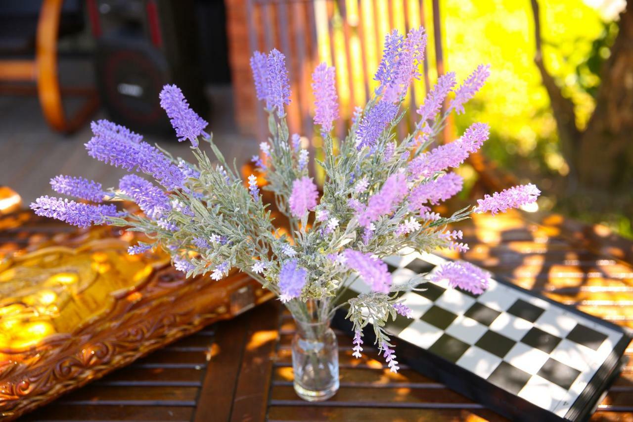 Citron Cottages บาทูมิ ภายนอก รูปภาพ