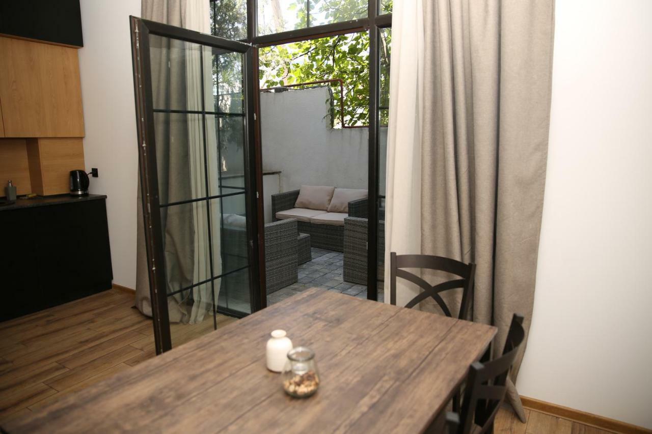 Citron Cottages บาทูมิ ภายนอก รูปภาพ
